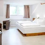 מלון Smart B&b1 Bb1 121 *