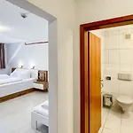 Smart B&b1 Bb1 121 מלון
