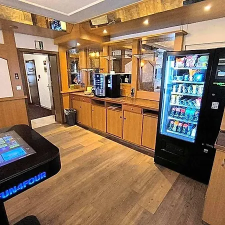 Smart B&b1 Bb1 121 ホテル