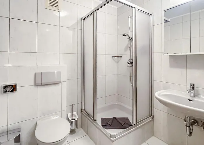 מלון Smart B&b1 Bb1 121 *